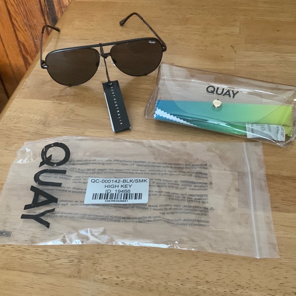 NEW Quay Polarized Sunglasses